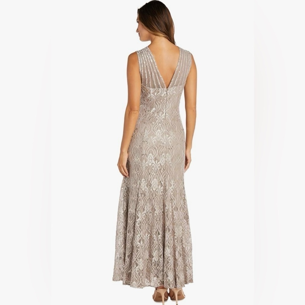 R & M Richards Petite Size Sleeveless Lace Round Neck Fit and Flare Dress - Picture 2 of 6